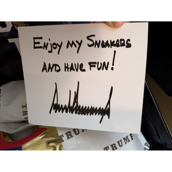Donald Trump Never Surrender Gold SNEAKERS Size 11M (AUTHENTIC & RARE) In Hand